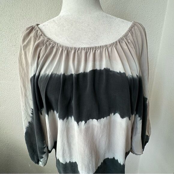 Joie 100% Silk Blouse Gray Black Pullover Bat Wing Sleeves SZ M - Picture 3 of 12